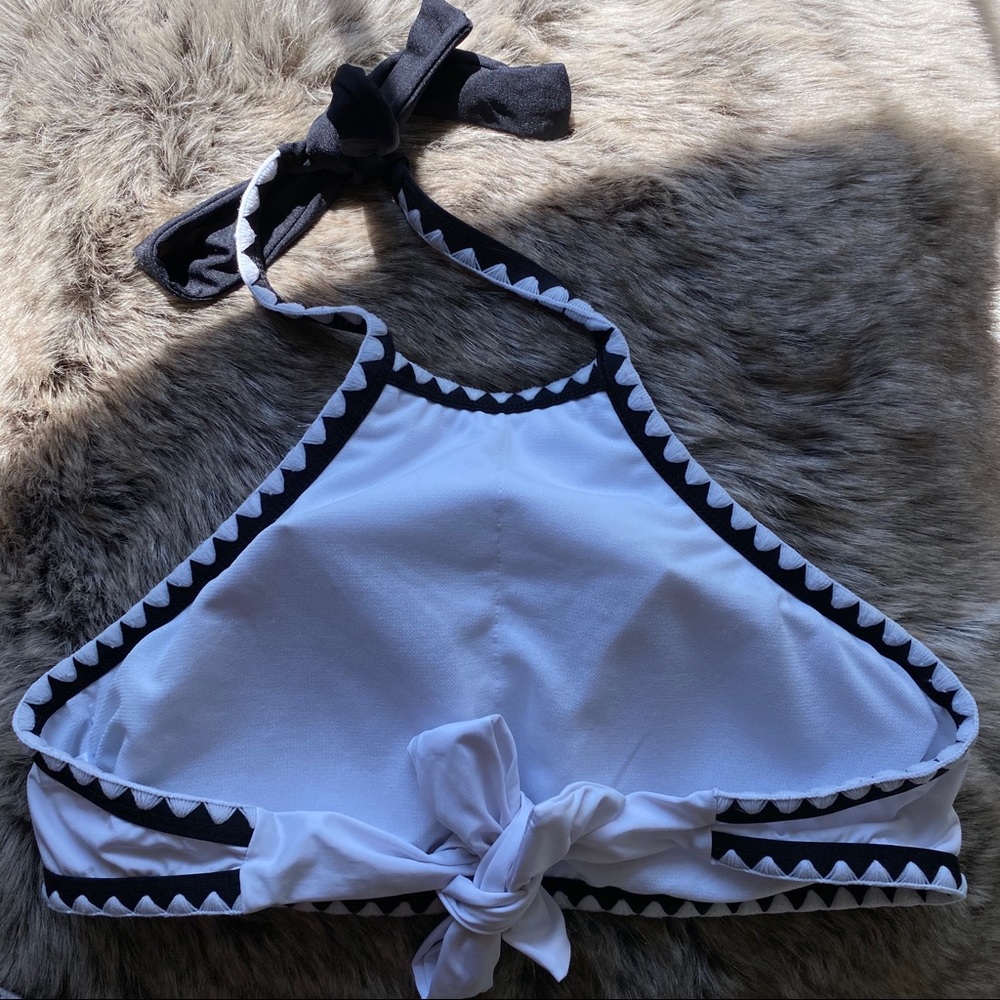 Gianni Bini Bikini - Picture 3 of 7